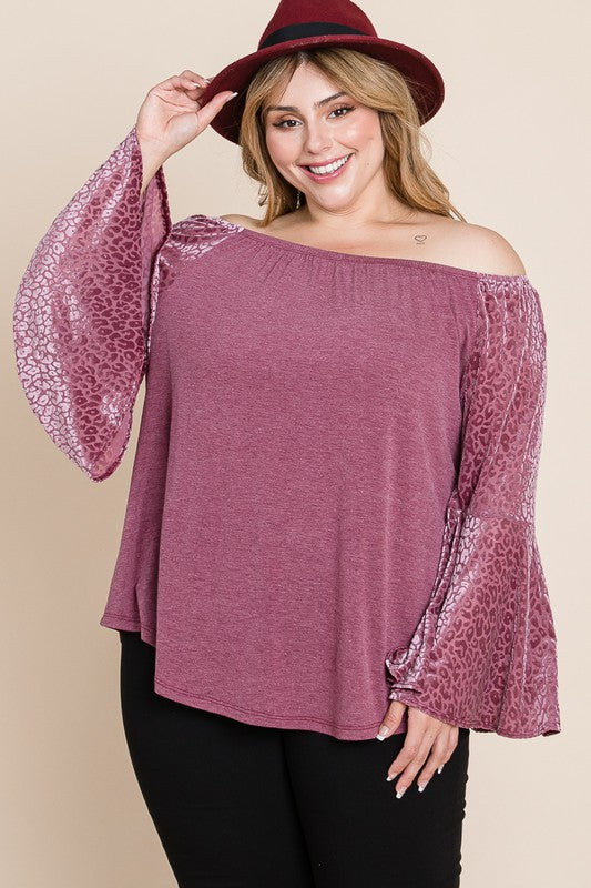 Off the shoulder animal print sleeve top