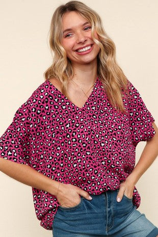 PLUS LEOPARD V NECK WOVEN BLOUSE W/ SHORT SLEEVES