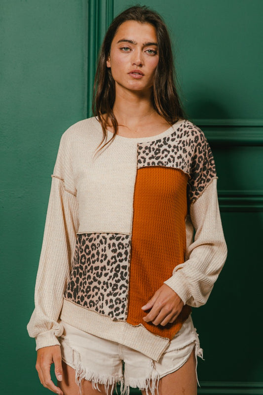 WAFFLE KNIT WITH LEOPARD COLOR BLOCK